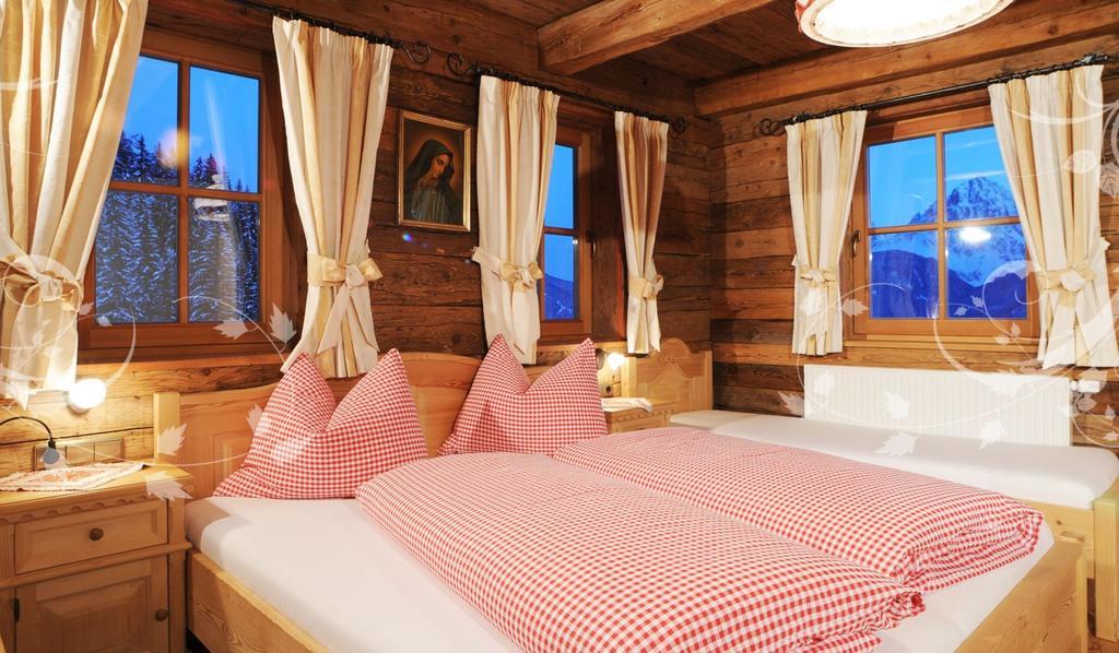 Glinzhof Mountain Natur Resort Agriturismo سان كانديدو الغرفة الصورة