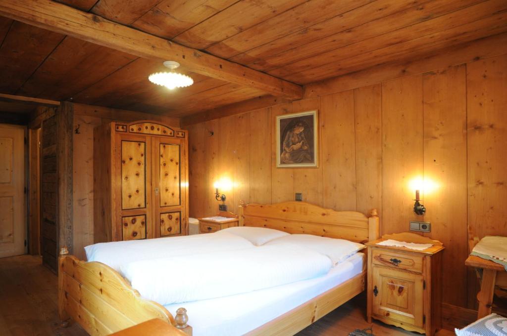 Glinzhof Mountain Natur Resort Agriturismo سان كانديدو الغرفة الصورة